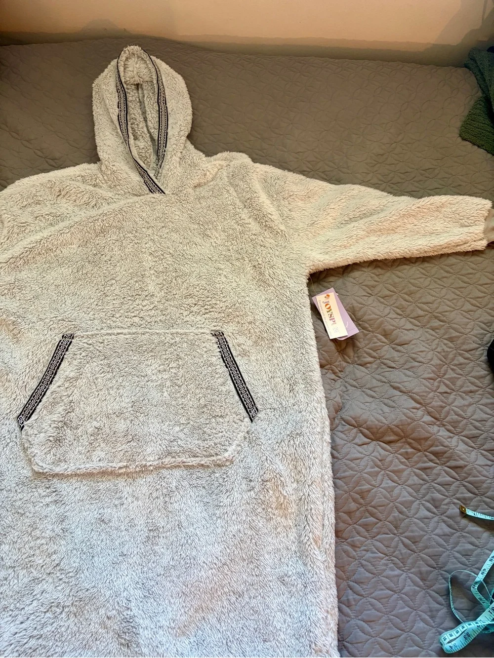 Cozy Plush Hooded Lounge Robe - Light Gray | Wearable Blanket